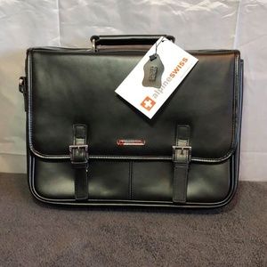 Alpine Swiss Leather Laptop Messenger Bag - Black